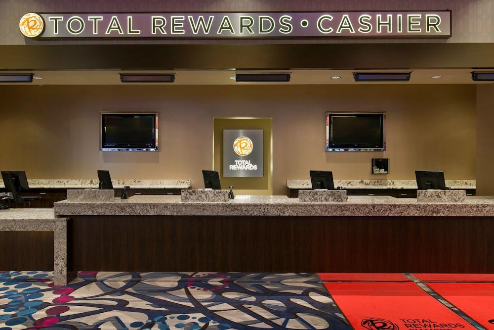 Harrah's Casino & Hotel 4*